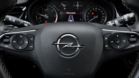 Opel Insignia Sports Tourer 2.0d Automatic Business Edition, снимка 12