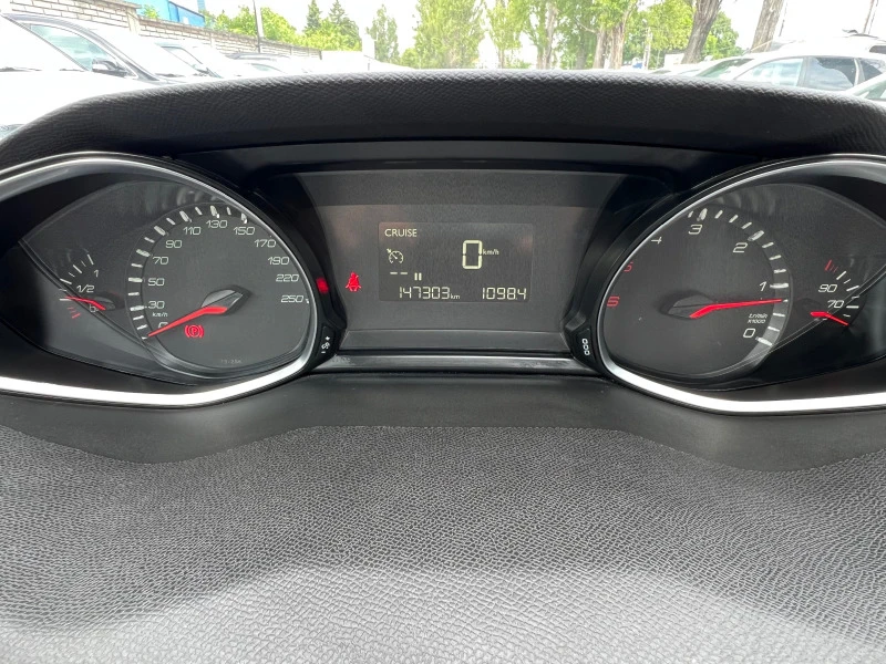 Peugeot 308 1.5 Bluehdi , снимка 10 - Автомобили и джипове - 45729627