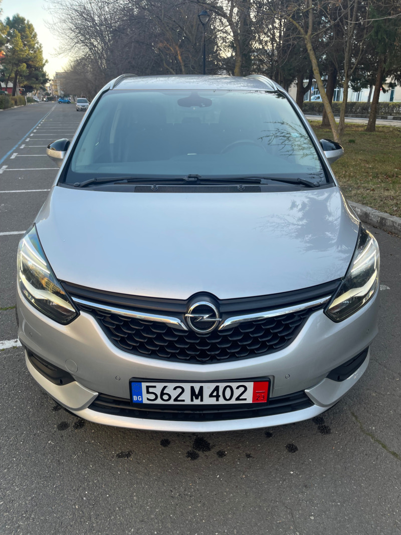 Opel Zafira, снимка 1 - Автомобили и джипове - 46298395