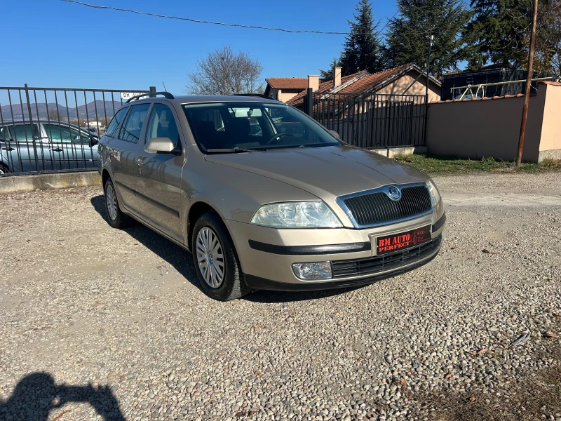 Skoda Octavia 1.6 I  ГАЗ-БЕНЗИН, снимка 1 - Автомобили и джипове - 47850222