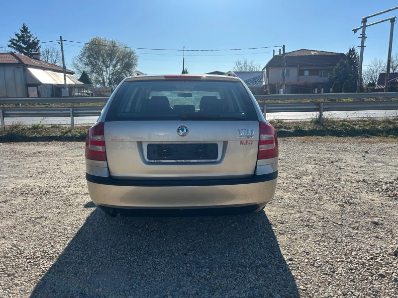 Skoda Octavia 1.6 I  ГАЗ-БЕНЗИН, снимка 6 - Автомобили и джипове - 47850222