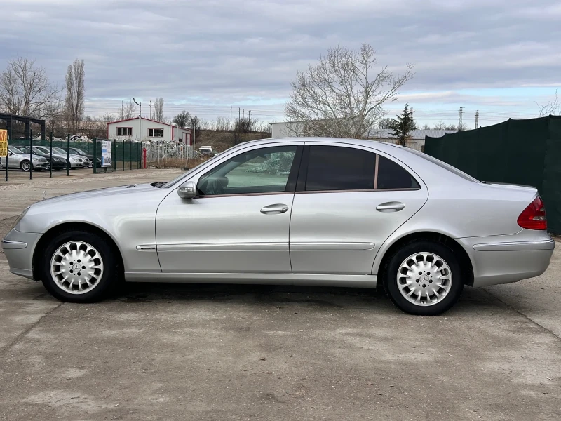 Mercedes-Benz E 270, снимка 2 - Автомобили и джипове - 49104882