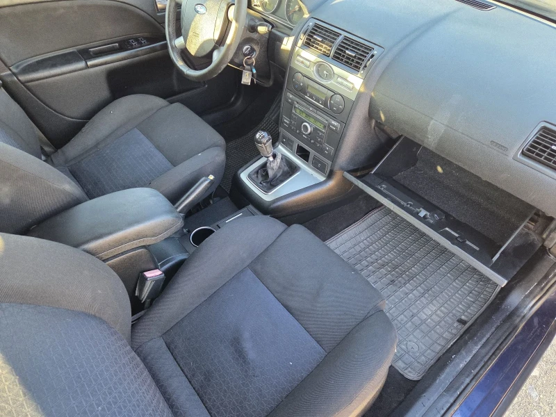 Ford Mondeo 2.0tdi, снимка 6 - Автомобили и джипове - 52441513