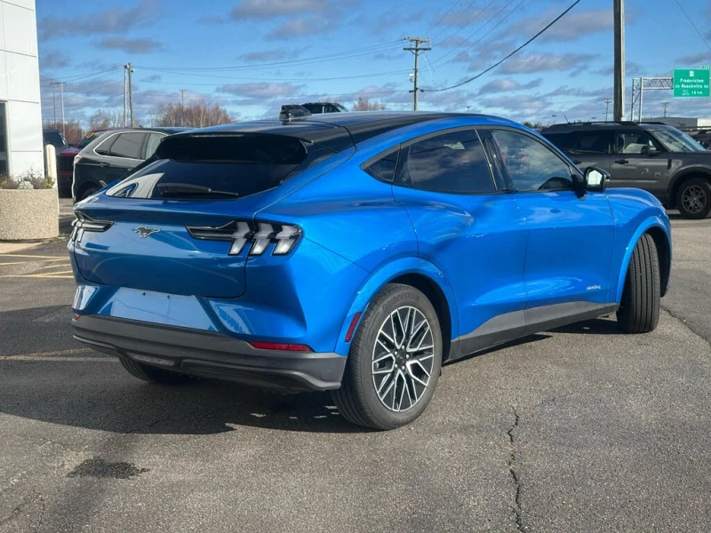 Ford Mustang Mach-E Premium AWD* 360* Pano* Обдух* Подгрев* , снимка 2 - Автомобили и джипове - 52835667