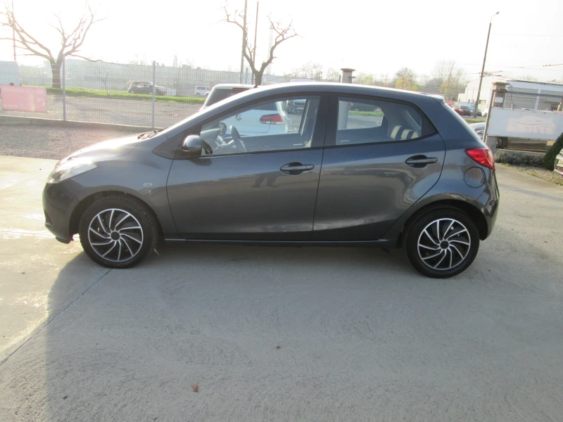 Mazda 2 1.3I-FACELIFT-нова, снимка 7 - Автомобили и джипове - 52727278