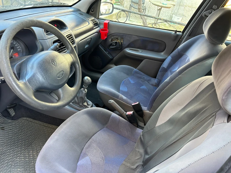 Renault Clio 1.9D, снимка 9 - Автомобили и джипове - 52773957
