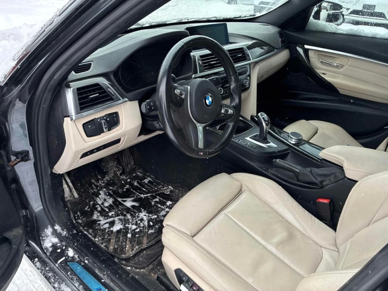 BMW 330 330i xDrive  CARFAX, снимка 5 - Автомобили и джипове - 53366930