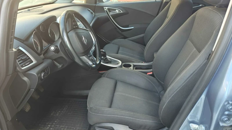 Opel Astra SPORT, снимка 3 - Автомобили и джипове - 53400386
