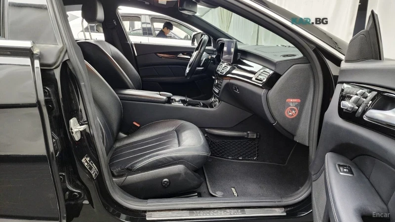 Mercedes-Benz CLS 250d AMG 4MATIC* КОЖА* НАВИ* ПАНО, снимка 12 - Автомобили и джипове - 55138743