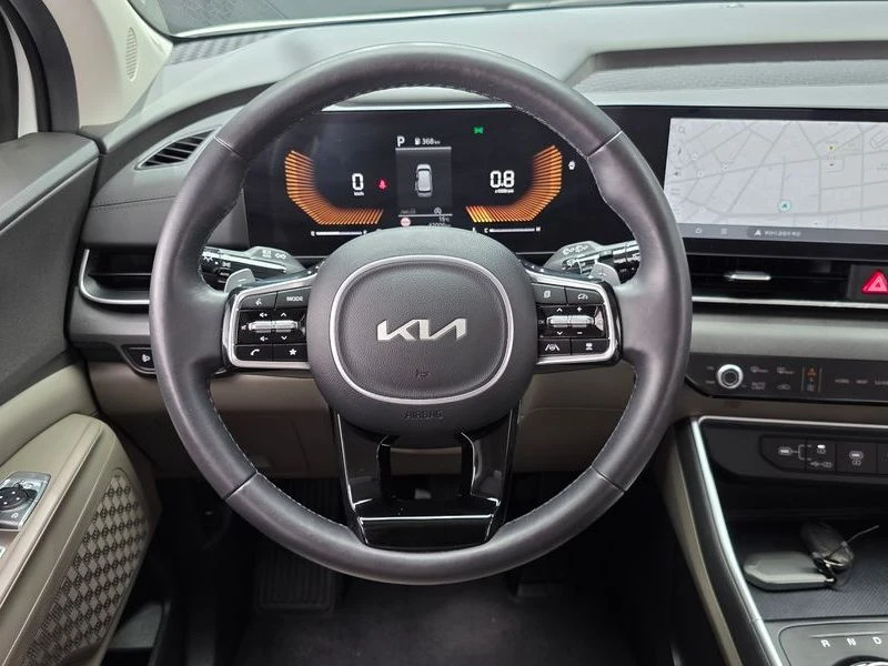 Kia Carnival 2.2 202 hp Automatic, снимка 9 - Автомобили и джипове - 55477170