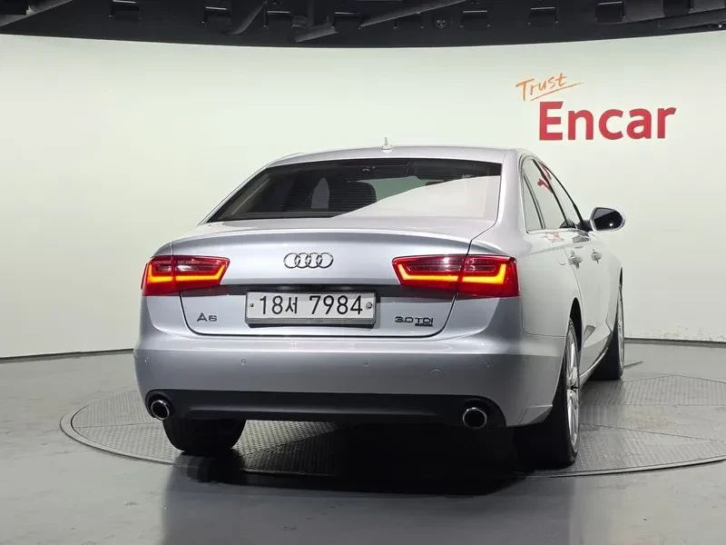 Audi A6 3.0 TDI QUATTRO C7, снимка 4 - Автомобили и джипове - 55621345