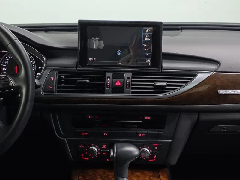 Audi A6 3.0 TDI QUATTRO C7, снимка 12 - Автомобили и джипове - 55621345