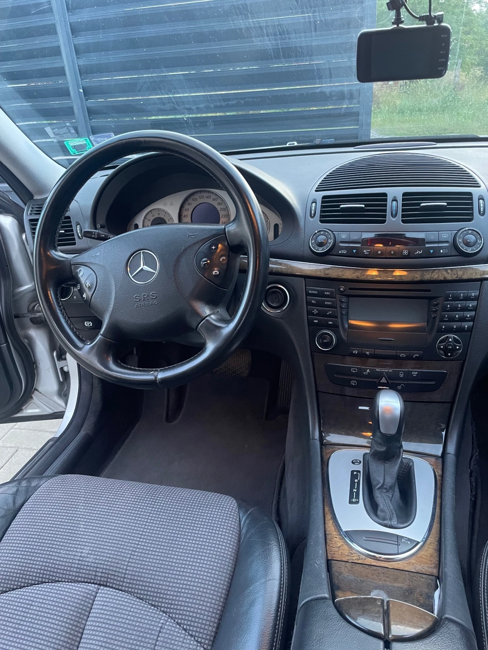 Mercedes-Benz E 270 7  | Mobile.bg   12