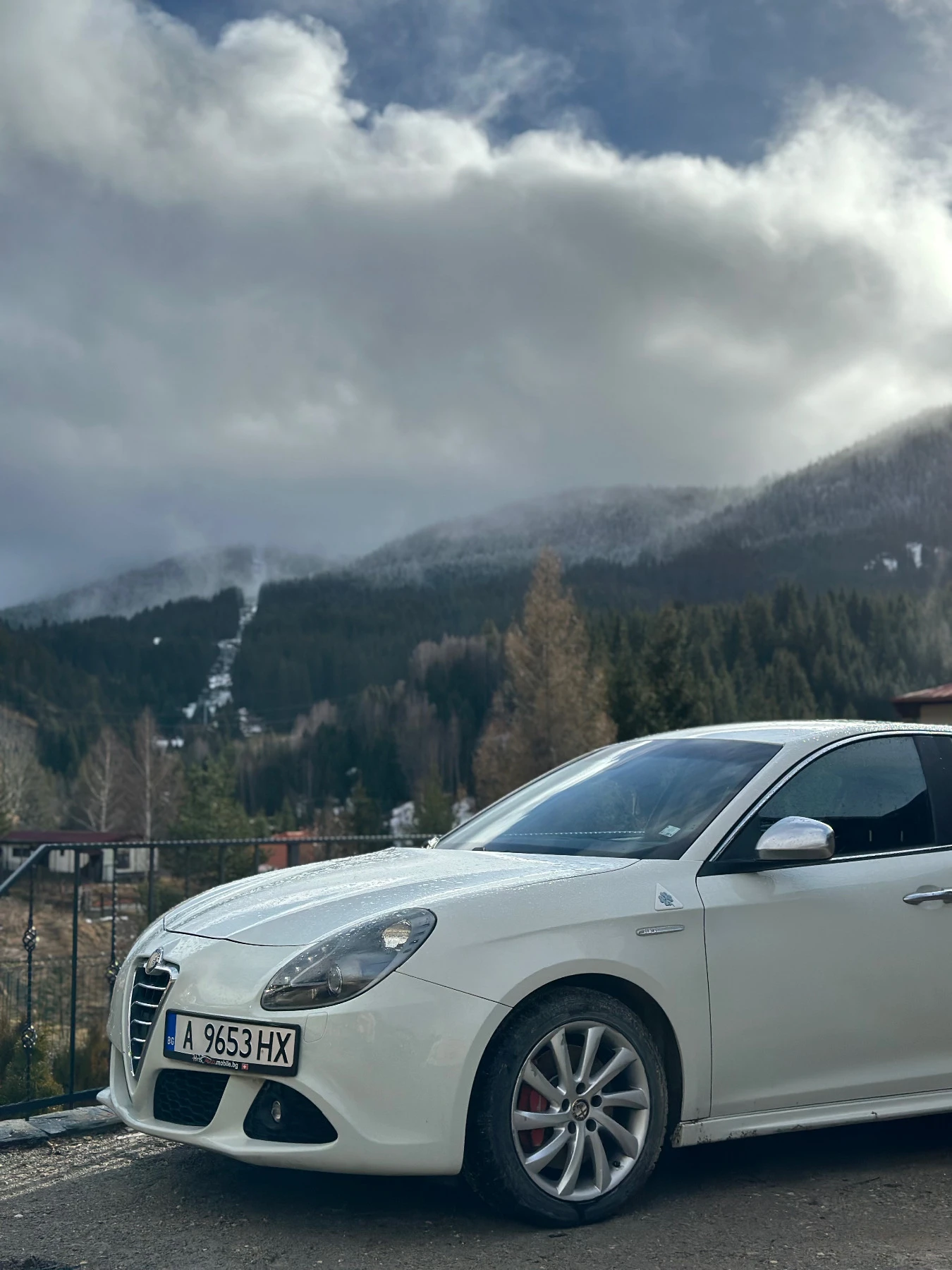 Alfa Romeo Giulietta Quadrifoglio - изображение 4