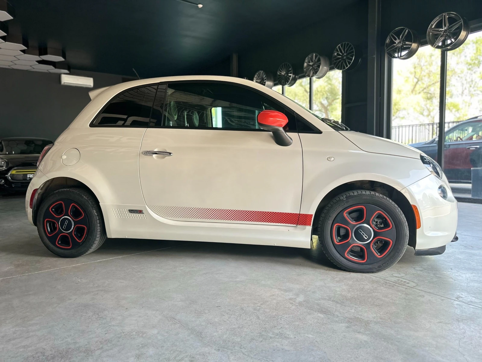 Fiat 500 500e California - изображение 6