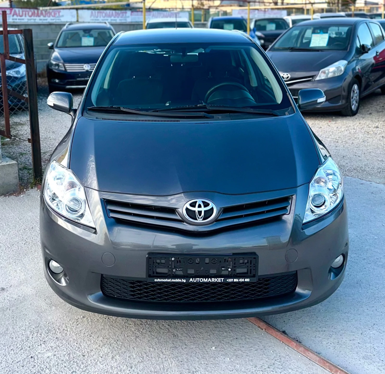 Toyota Auris 1.33 VVT-i 99HP - изображение 2