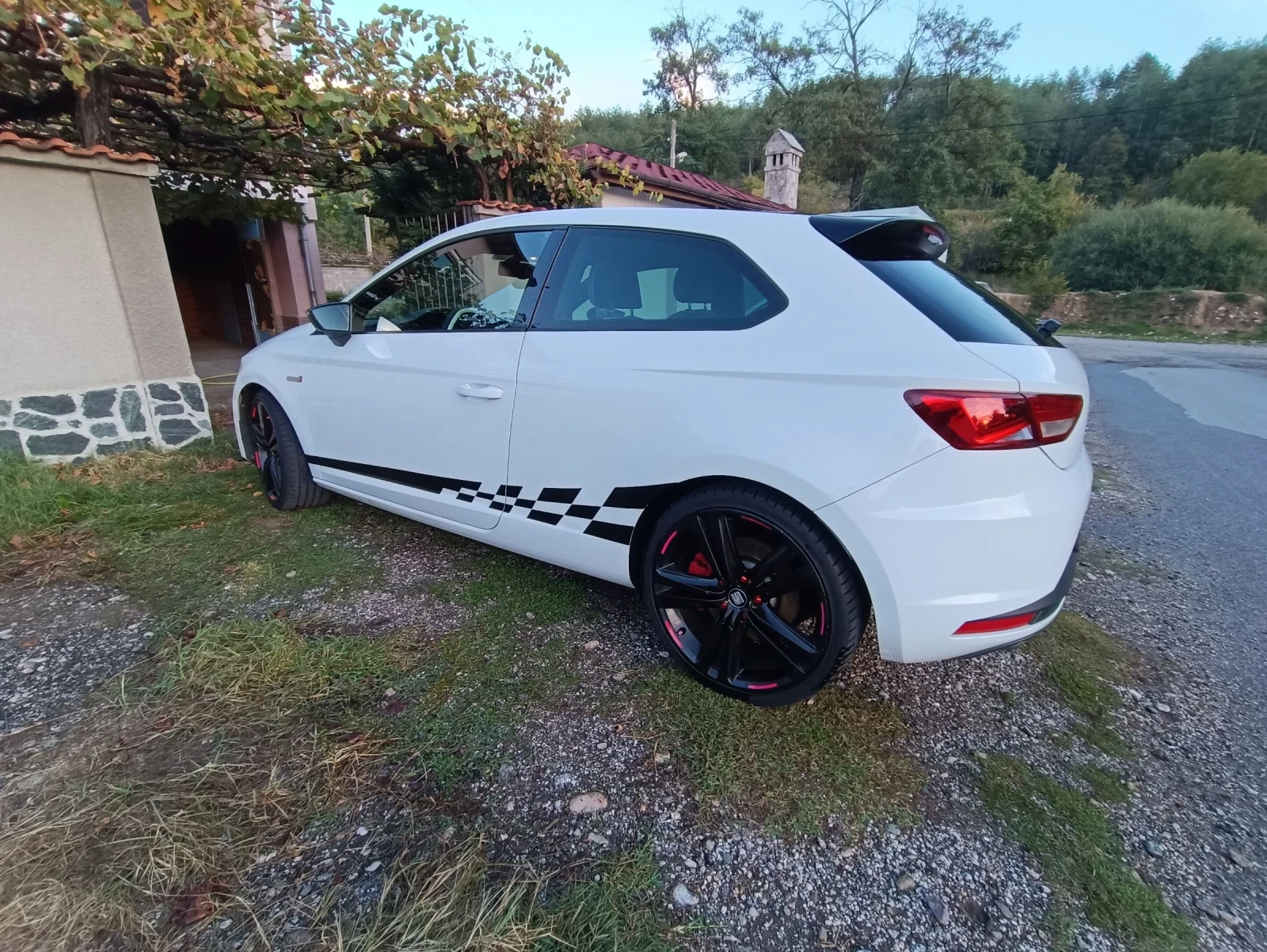 Seat Leon CUPRA 310 к.с.-LIMITED EDITION  - изображение 2