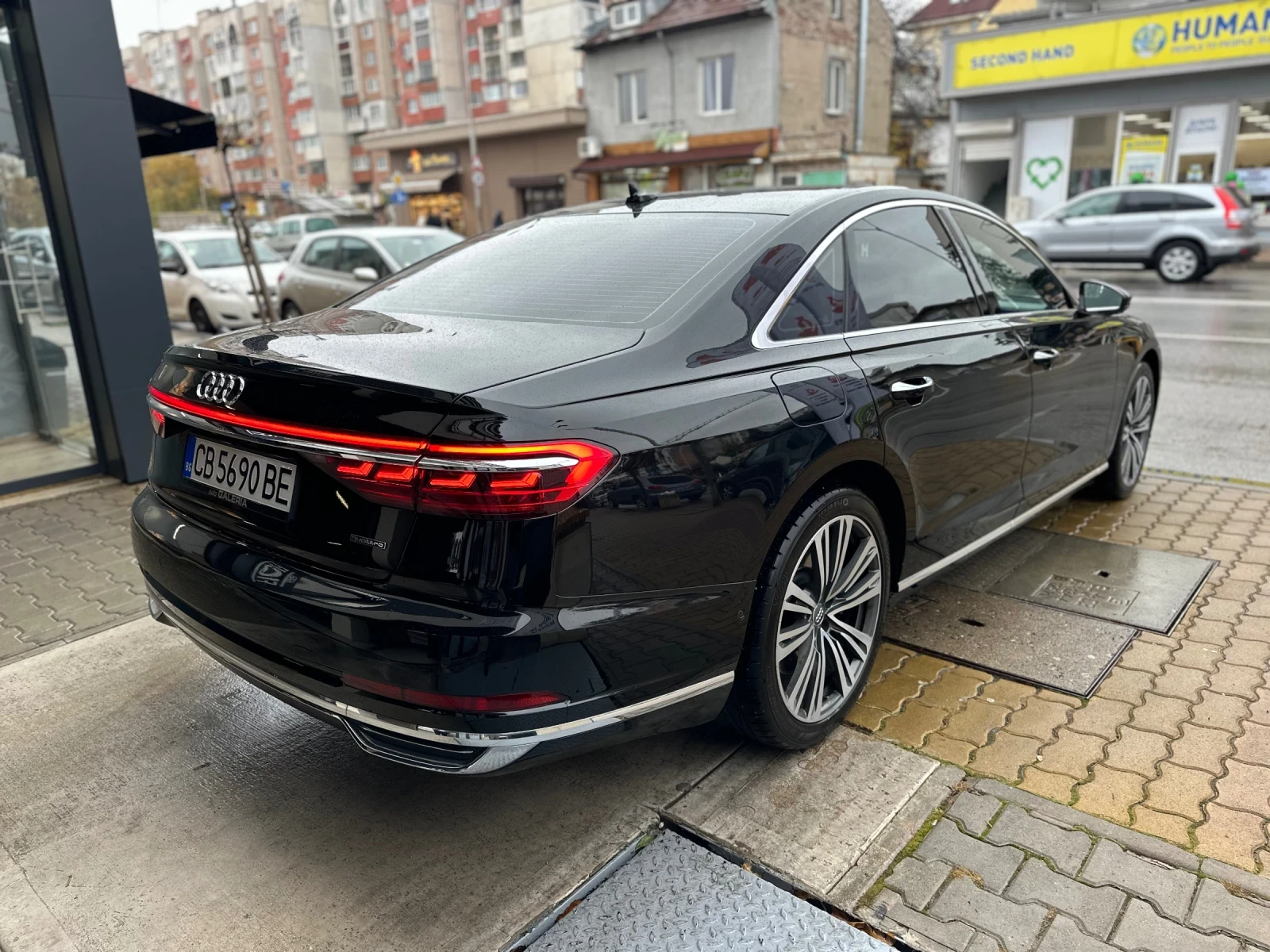 Audi A8 55TFSI - изображение 5