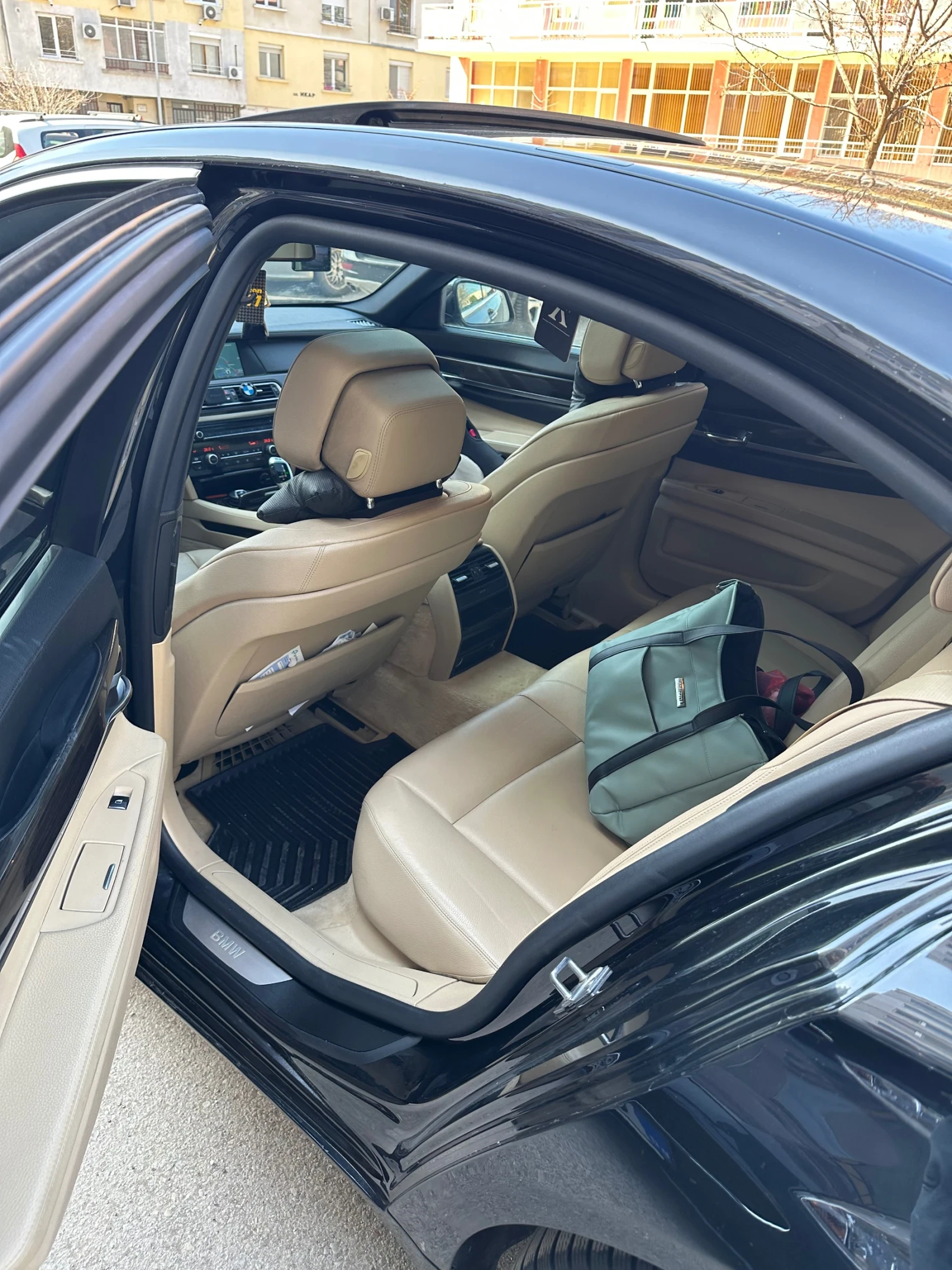 BMW 730  - изображение 4