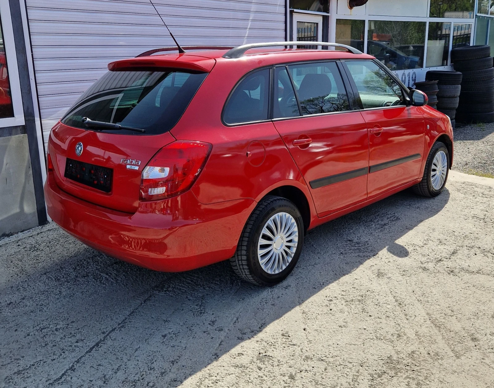 Skoda Fabia 1.4i 86к.с - изображение 4