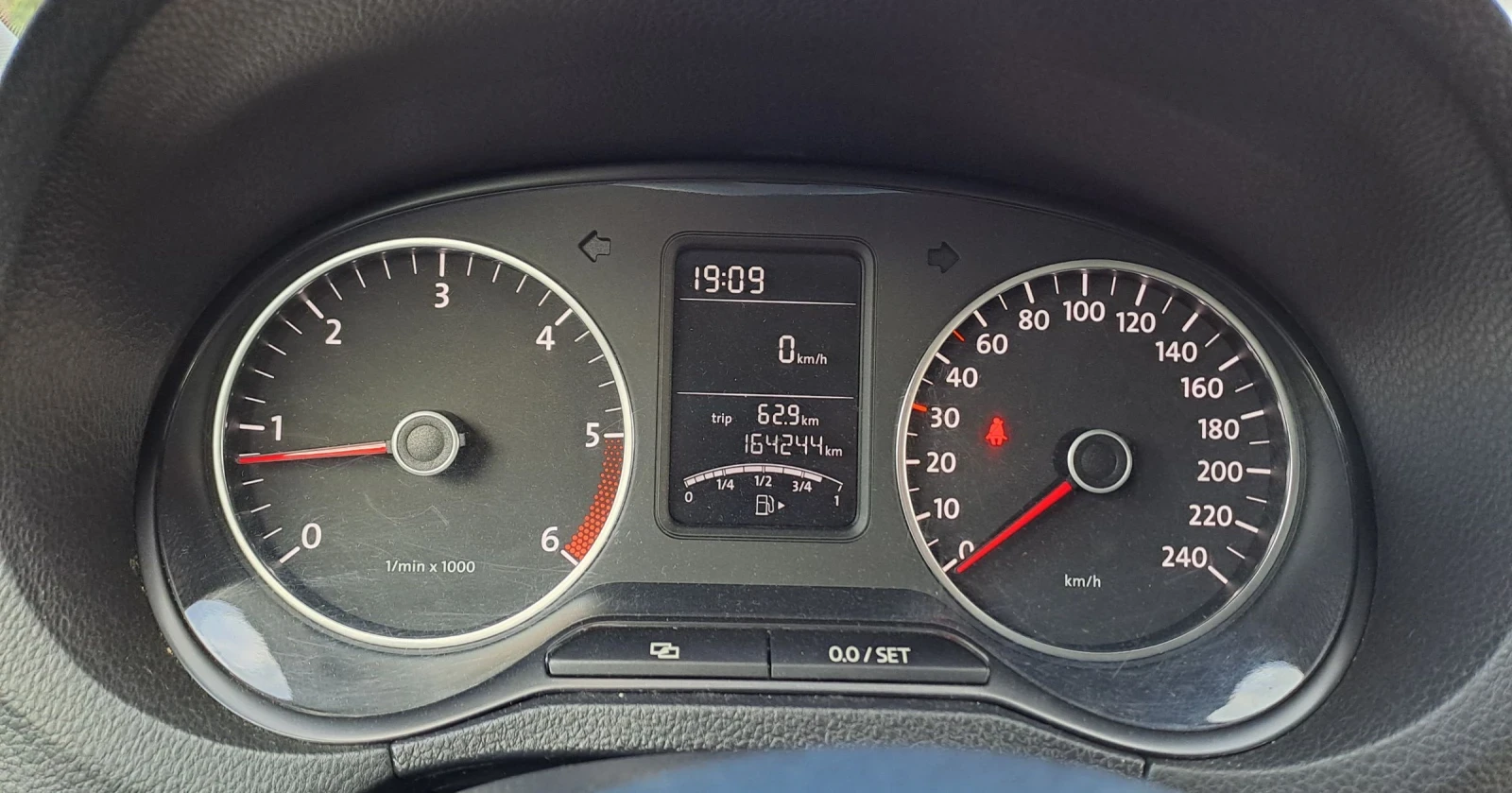 VW Polo 1.6 TDI 90к.с. - изображение 7