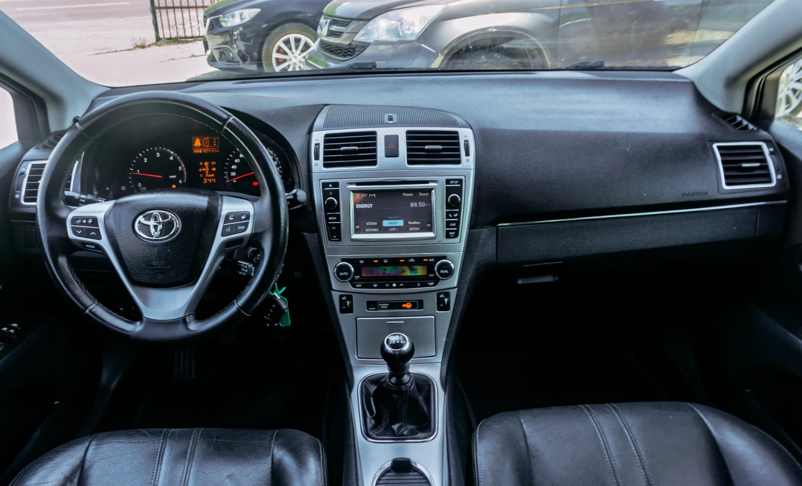 Toyota Avensis 2.0 D-4D С Гаранция! Facelift! Кожа, подгрев, нави - изображение 7
