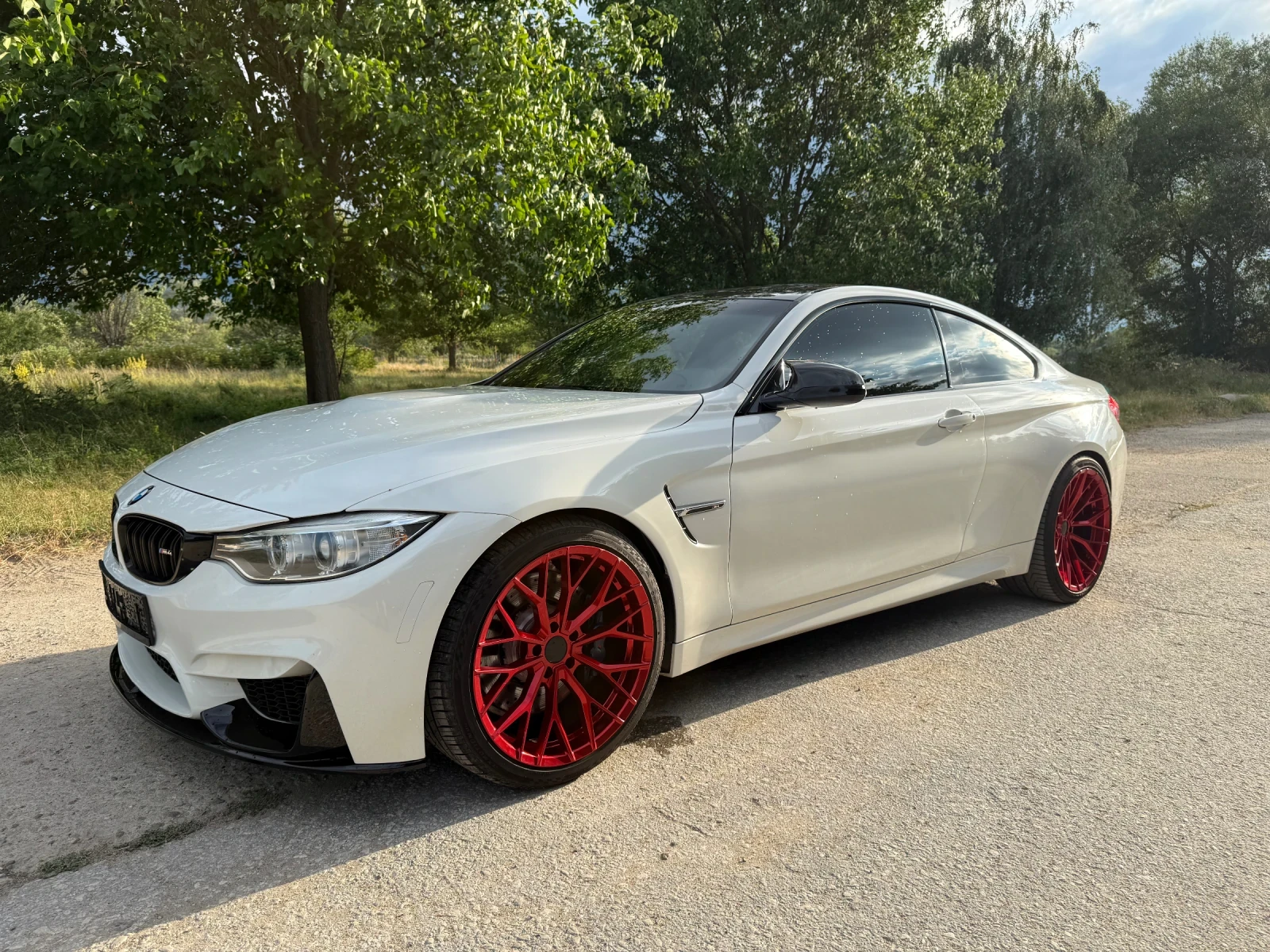 BMW M4  - изображение 4