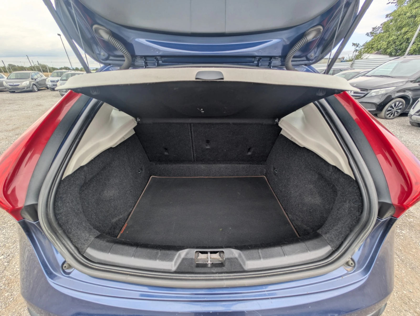 Volvo V40 Cross Country -Ocean Race---  | Mobile.bg   15