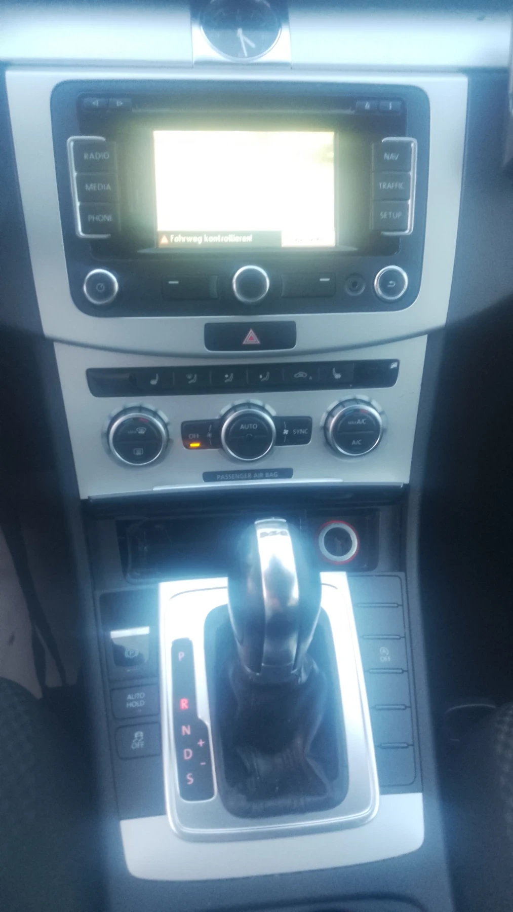 VW Passat 2.0tdi-dsj - изображение 9