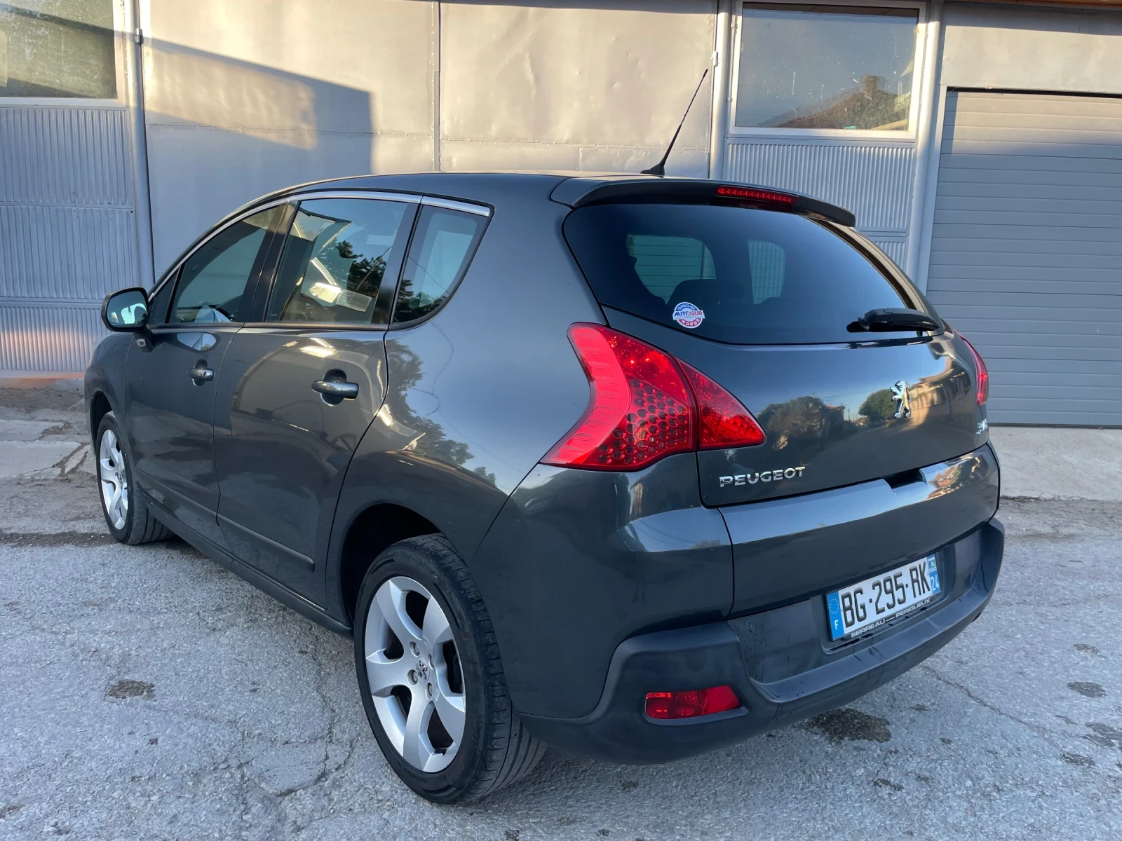 Peugeot 3008 1.6 HDi 112 HP - изображение 6
