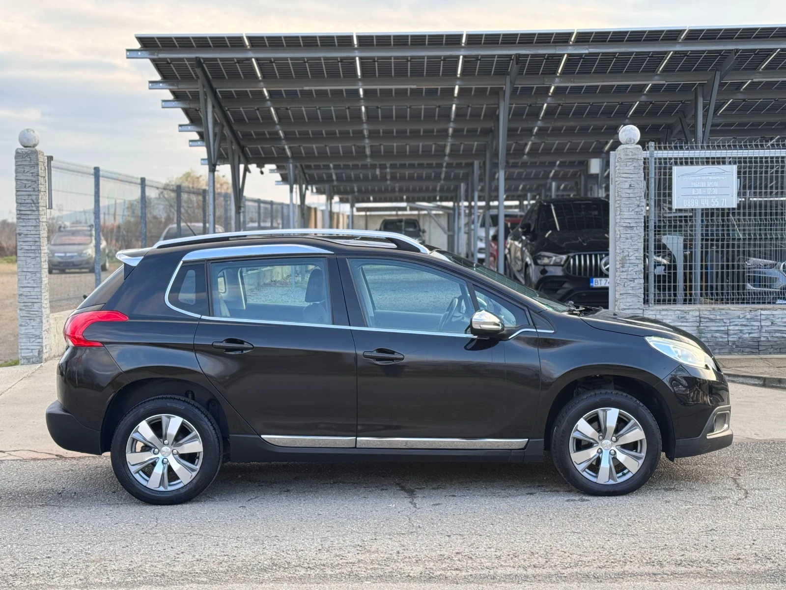 Peugeot 2008 1.6HDI 120кс Allure * Панорама* Подгрев*  - изображение 7