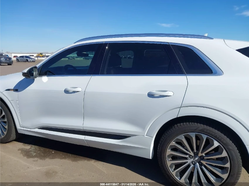 Audi E-Tron ���������* �������* AMBIENT* HEAD-UP* Bang & Olufs | Mobile.bg � ����������� 12