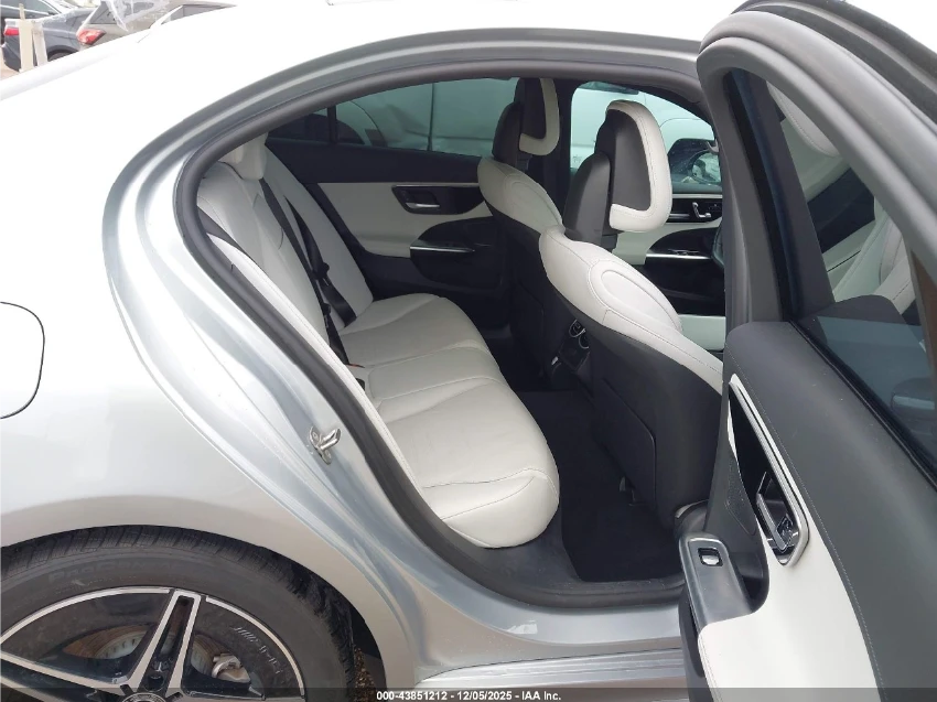 Mercedes-Benz C 300 AMG/NIGHT-PACK* DIGITAL* ПОДГРЕВ* КАМЕРИ - изображение 9