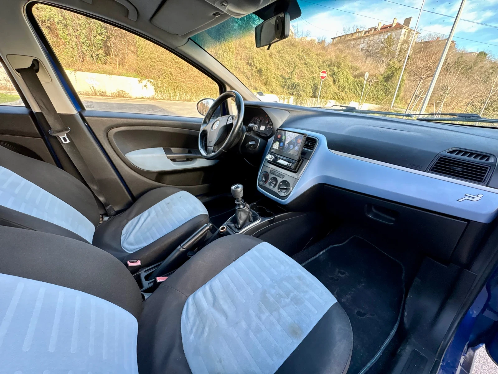 Fiat Punto 1.4  - изображение 7