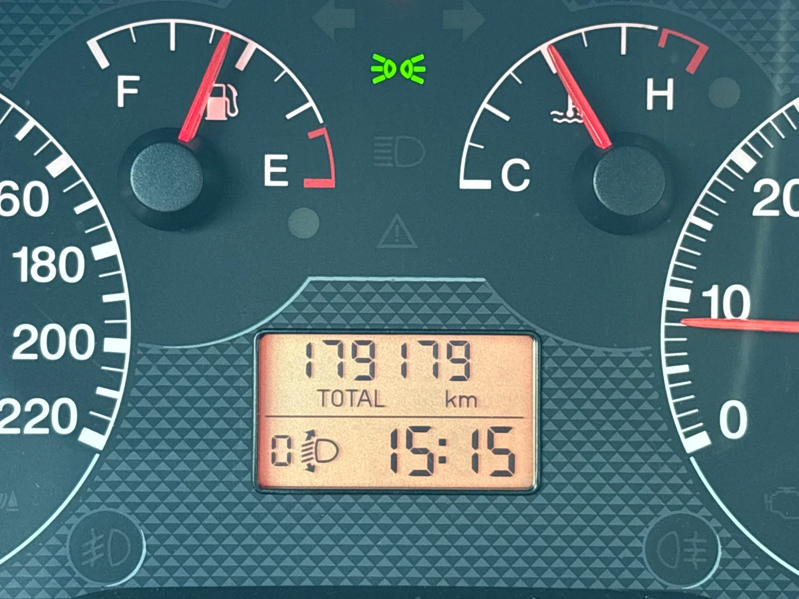 Fiat Punto 1.4  - изображение 9