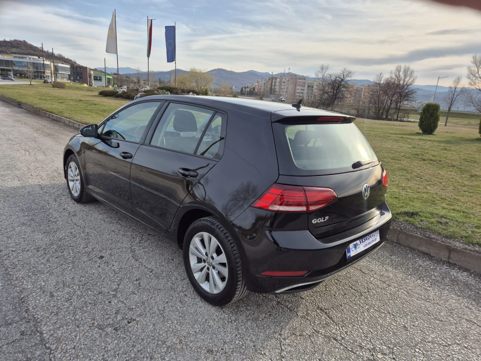 VW Golf 1.6Tdi  - изображение 6