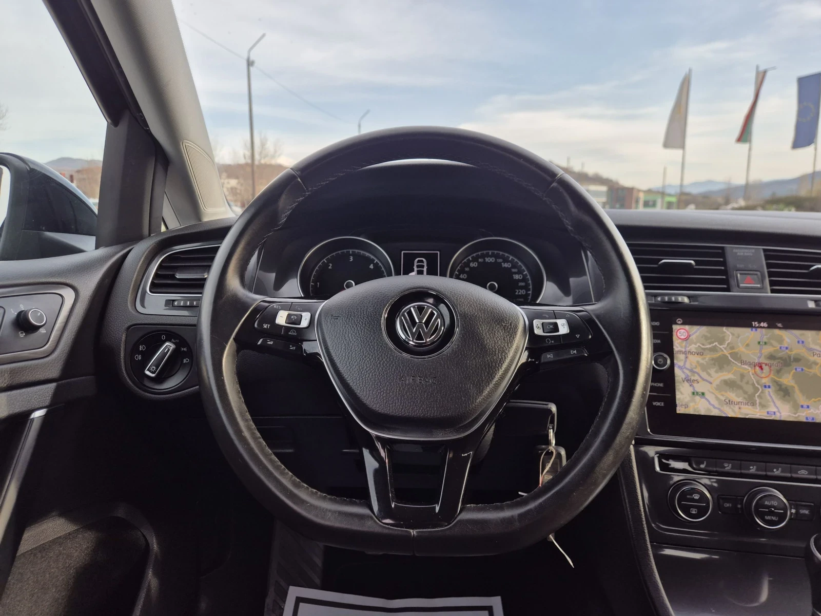 VW Golf 1.6Tdi  - изображение 10