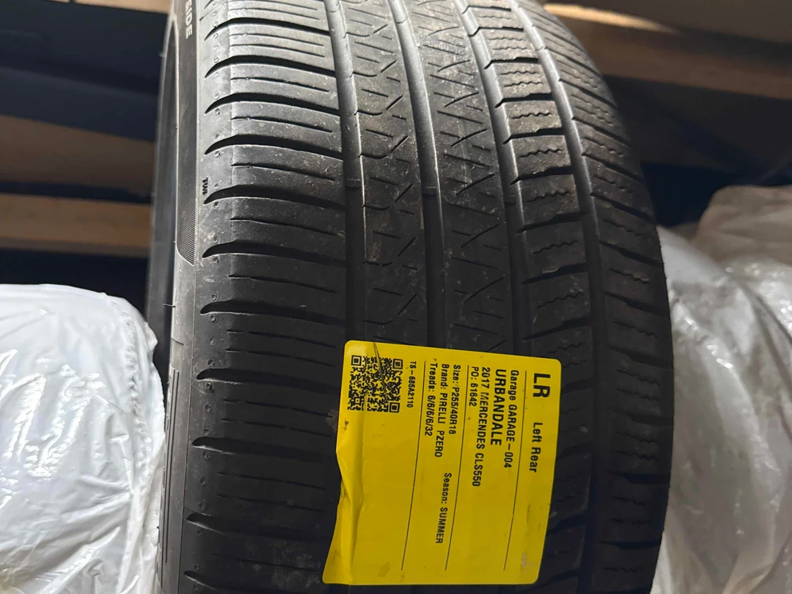 Mercedes-Benz CLS 550 CAR FAX * АВТО КРЕДИТ * ЦЕНА ДО БГ * , снимка 11 - Автомобили и джипове - 54034688