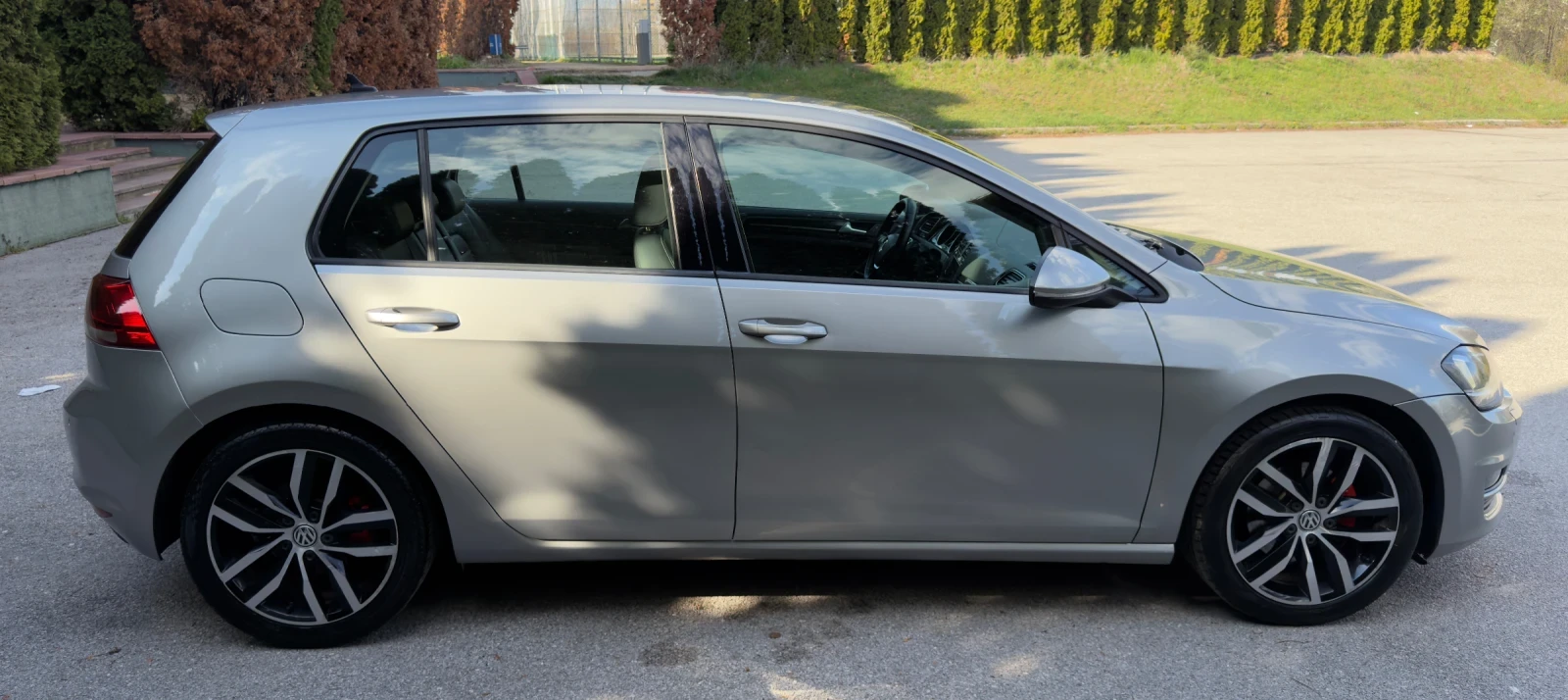 VW Golf 2.0TDI/150Hp/Navi/Led/Podgrev, снимка 6 - Автомобили и джипове - 54114556