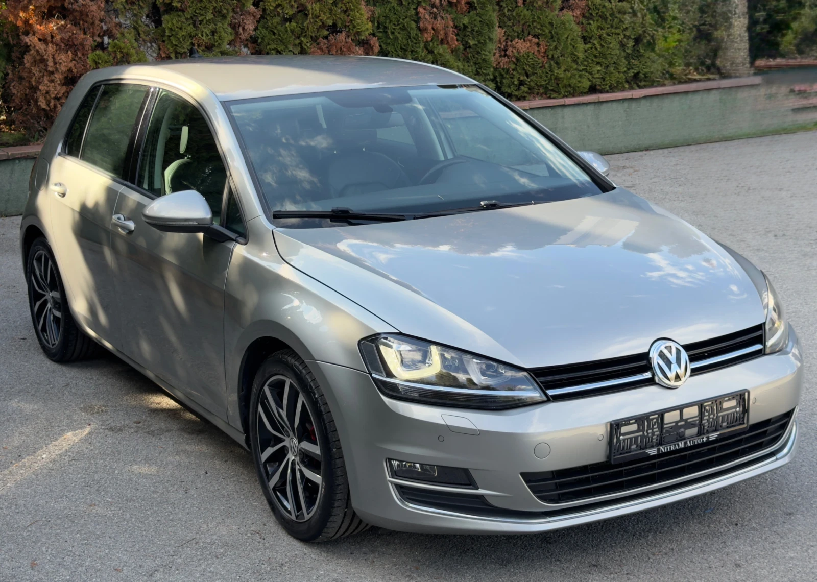 VW Golf 2.0TDI/150Hp/Navi/Led/Podgrev