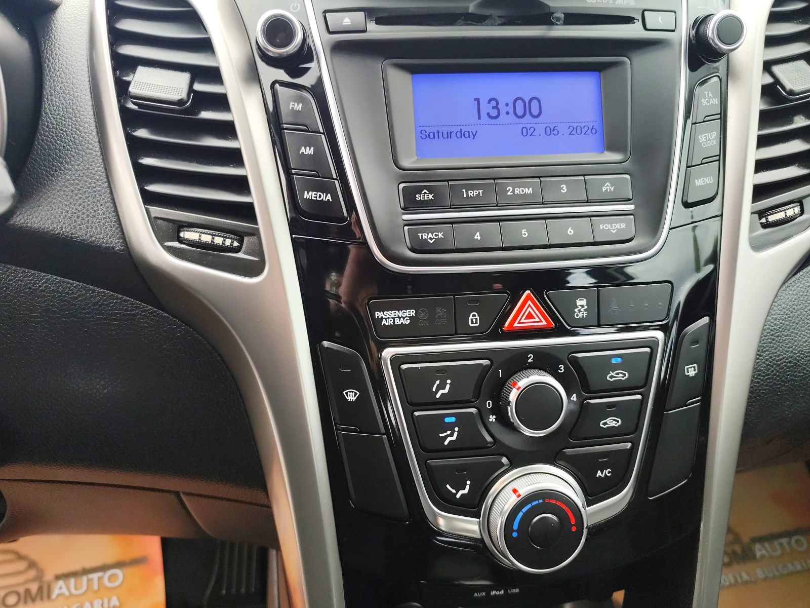 Hyundai I30 1.6CRDi* EURO5B* LED* FACE* , снимка 9 - Автомобили и джипове - 54405981