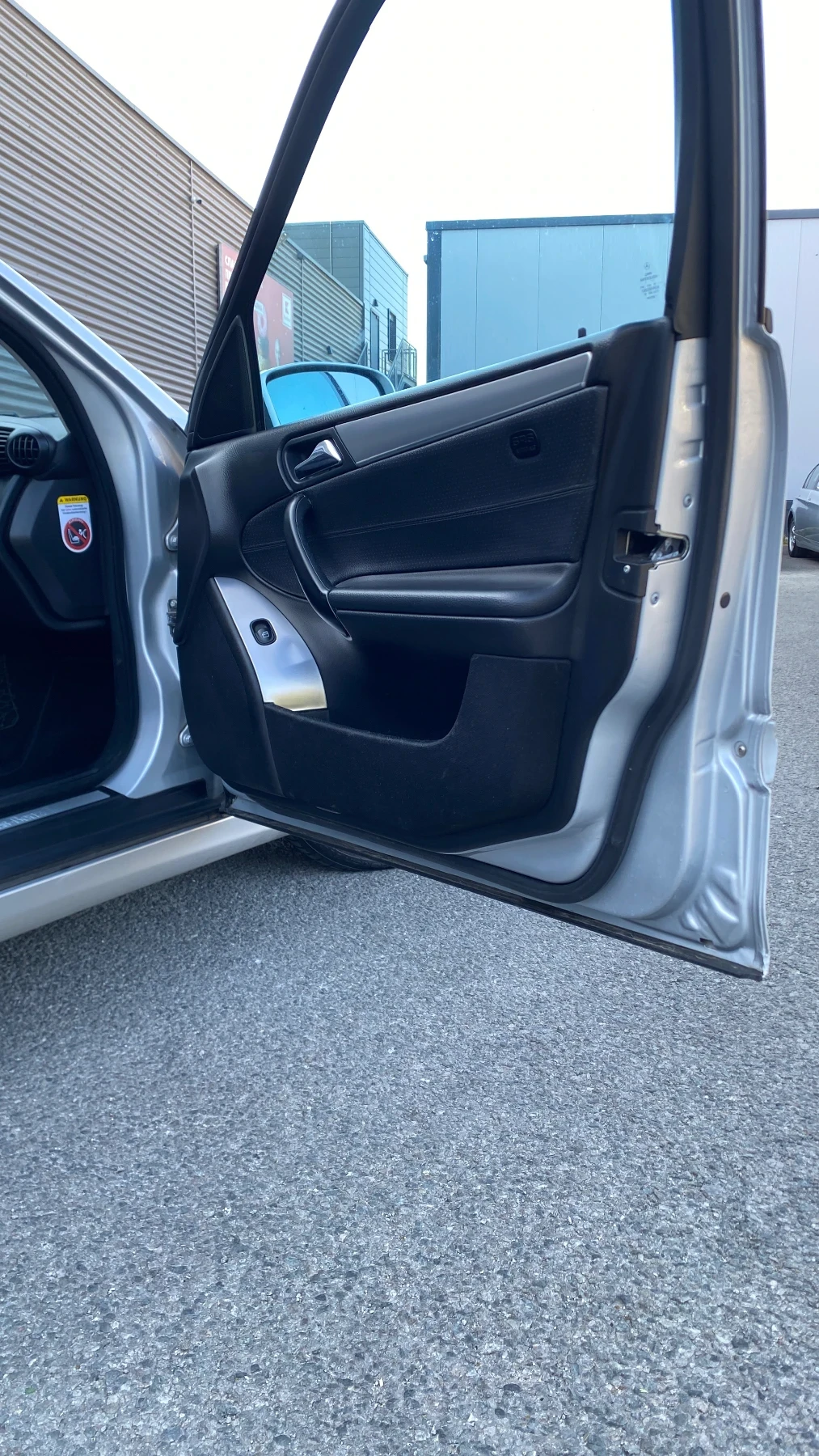 Mercedes-Benz 220 C200, снимка 8 - Автомобили и джипове - 54441825