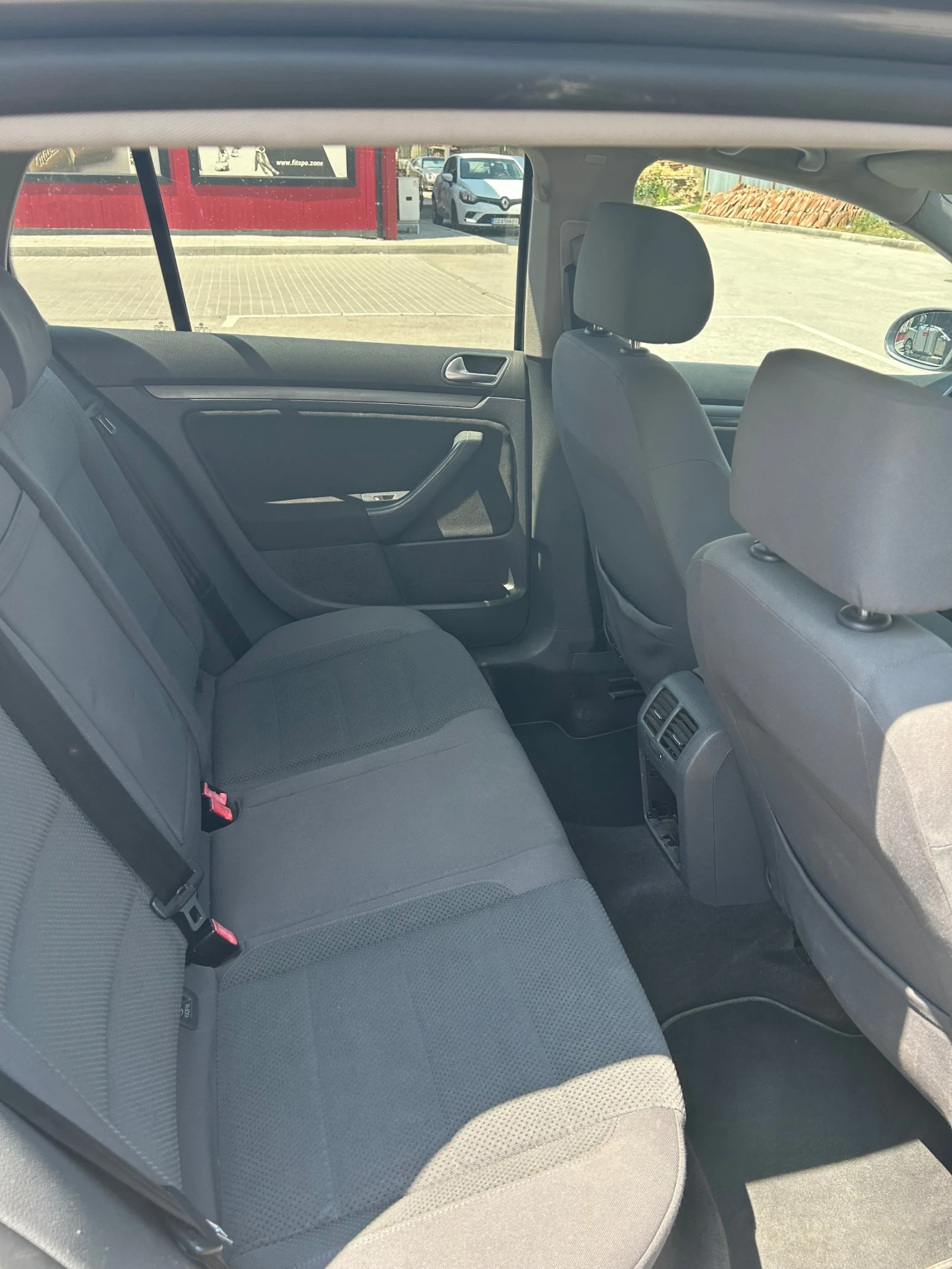 VW Golf, снимка 8 - Автомобили и джипове - 55341252
