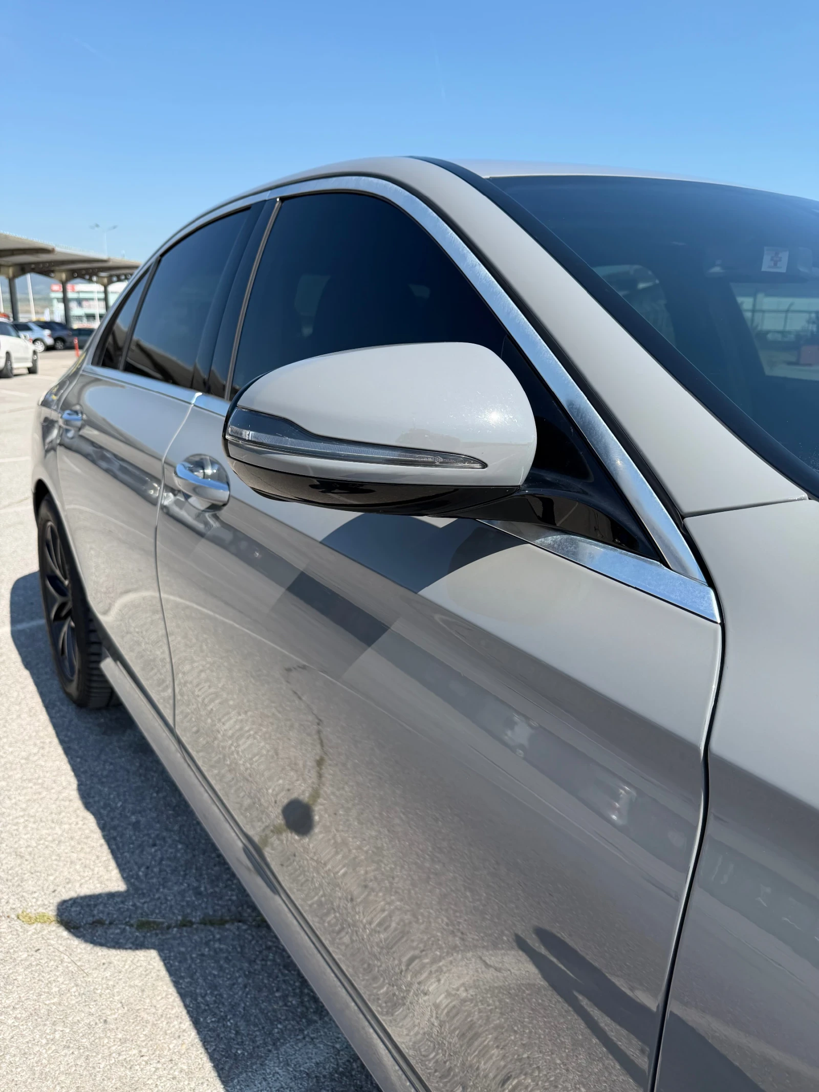 Mercedes-Benz E 300 Уникален! Nardo Grey, снимка 15 - Автомобили и джипове - 55962842