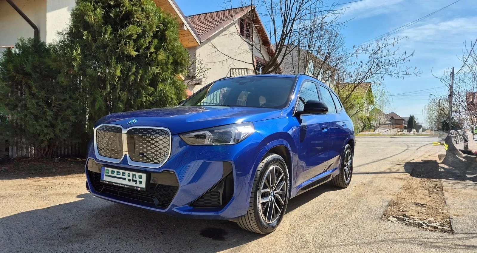 BMW iX1 Mpaket!! 204кс!!!, снимка 3 - Автомобили и джипове - 56260461
