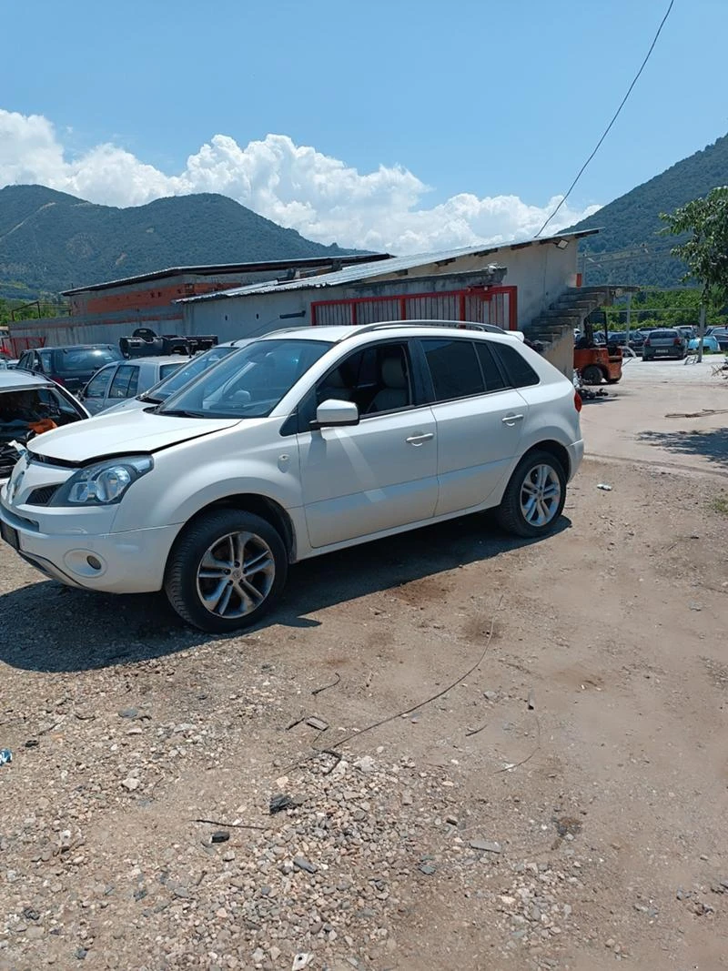 Renault Koleos 2.0 тди  4х4, снимка 2 - Автомобили и джипове - 46717197