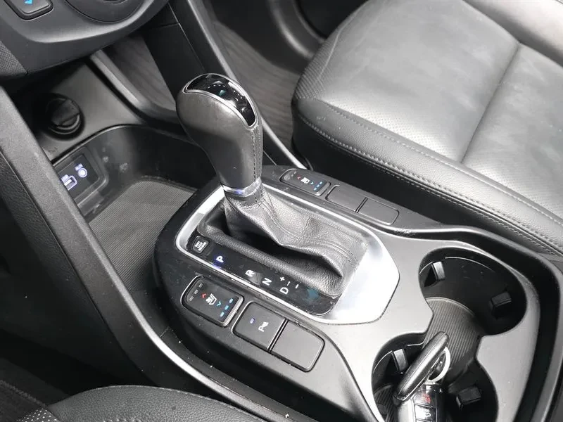 Hyundai Santa fe 2.0 2WD PREMIUM, снимка 9 - Автомобили и джипове - 56160901