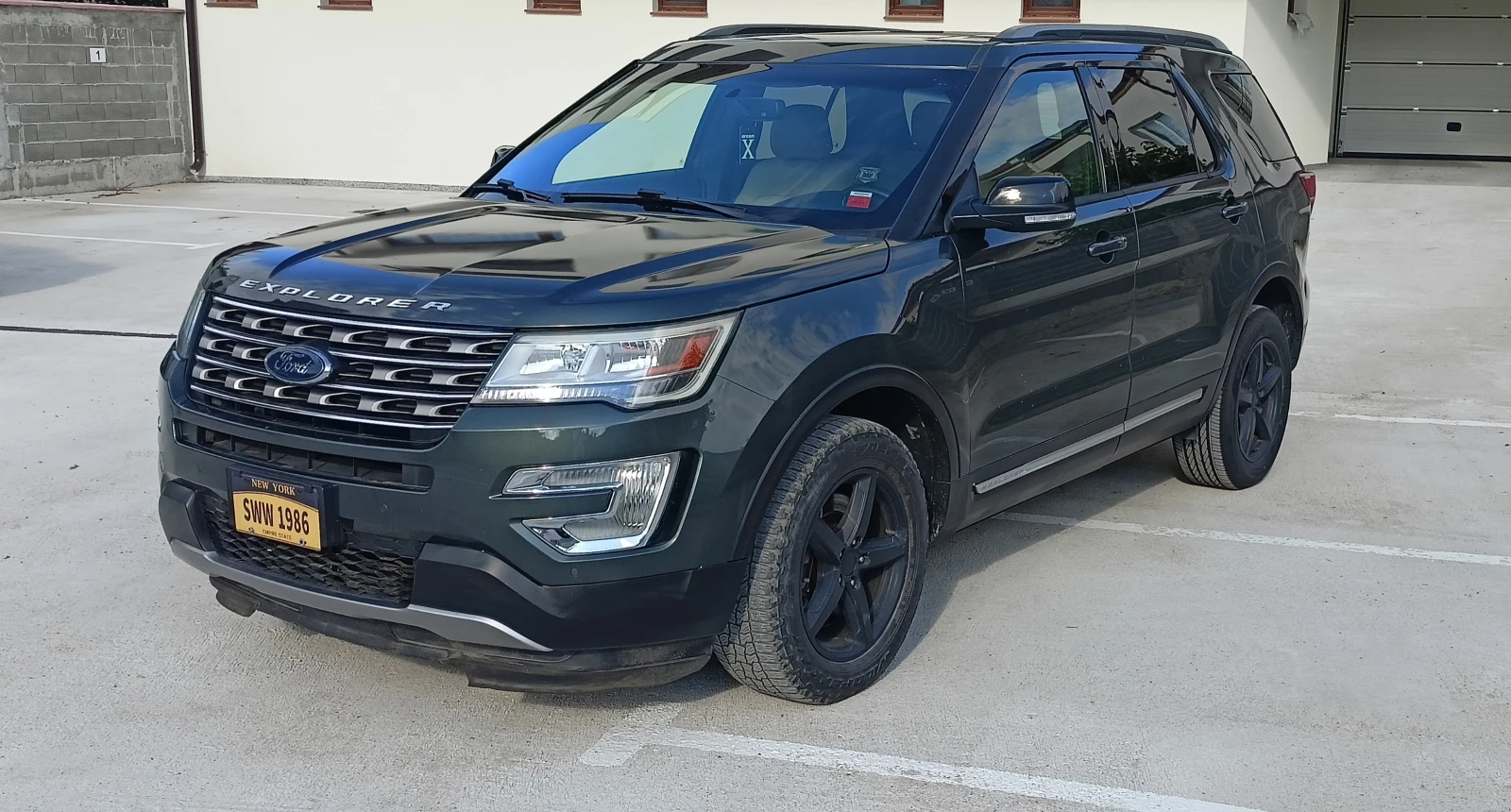 Ford Explorer XLT, снимка 1