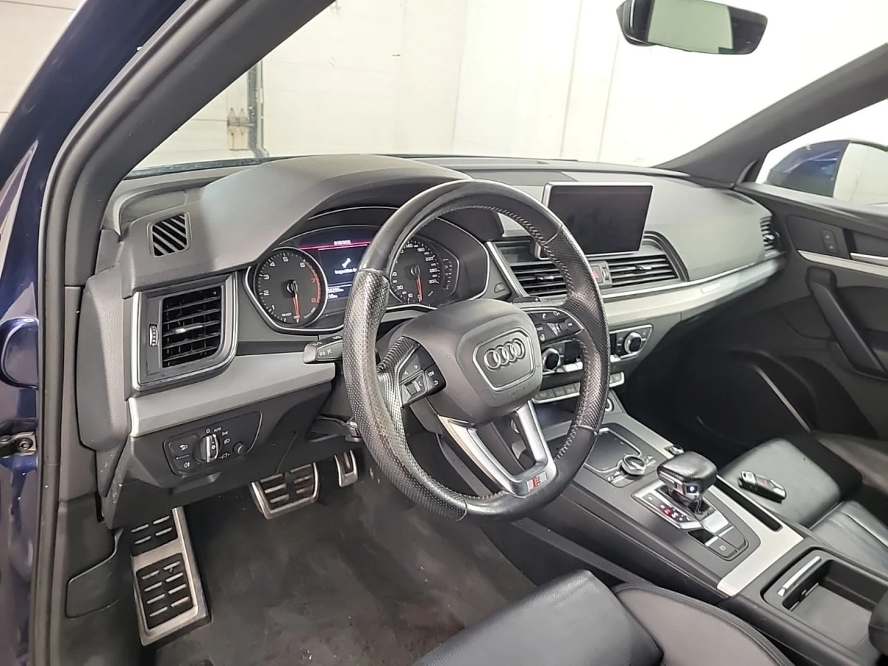 Audi Q5 PROGRESSIV* CARFAX * АвтоКредит * Цена до България - изображение 9
