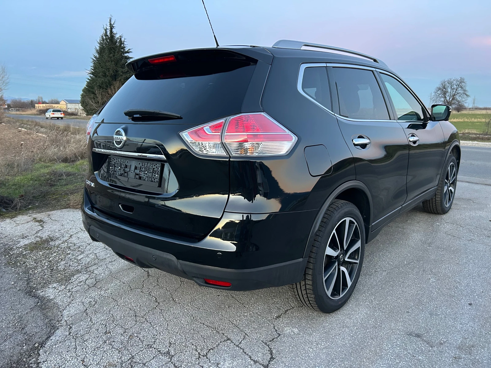 Nissan X-trail 1.6 DCI TEKNA 3D ������ | Mobile.bg � ����������� 7